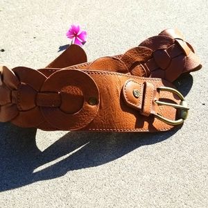 Jessica Simpson thick tan leather belt